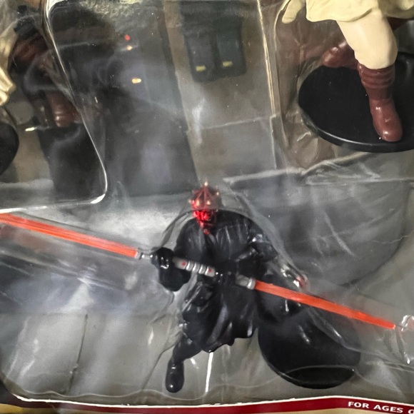 NIB, Star Wars Episode 1, Figurine Gift Set. Includes Theed Hangar Background. - Picture 6 of 9